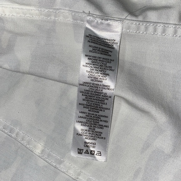 🆑 CALVIN KLEIN JEANS Camo-Print Trucker Jacket - Picture 10 of 13